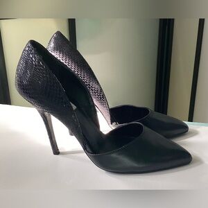 Steve Madden black Stiletto pumps. Size 9